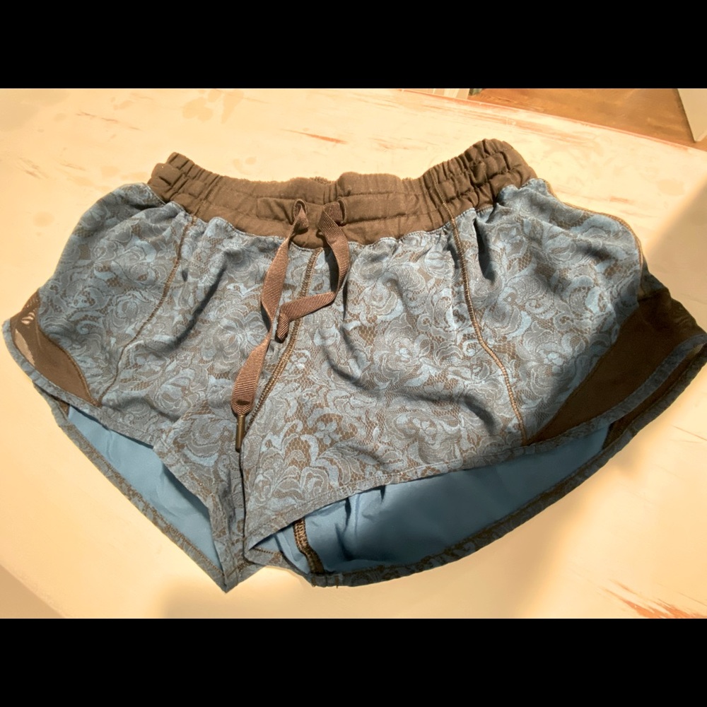 Lululemon shorts!